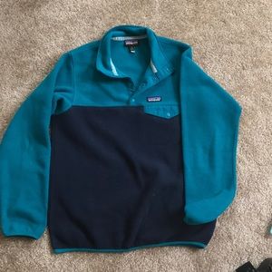 Patagonia women’s lightweight synchilla pull over